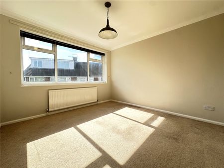 23, Church Street, Yeadon, Leeds, West Yorkshire, LS19 7SB - Photo 2