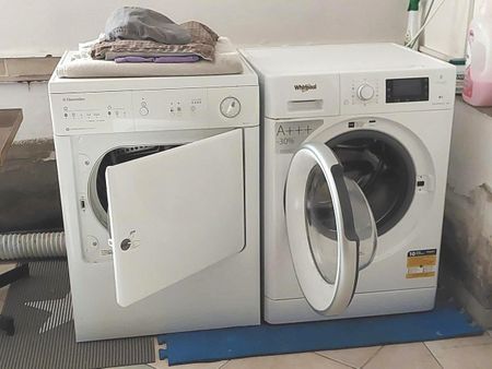 PRENÁJOM: 1 IZBOVÝ BYT 41 M2, CENTRUM SVIT - Photo 4
