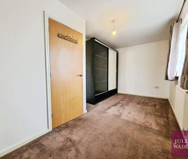 3 bedroom semi-detached house to rent - Photo 6