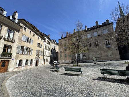Superbe appartement rénové au coeur de la vieille ville - Foto 2