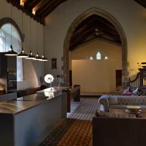 1 bedroom Character Property To Let - Photo 1