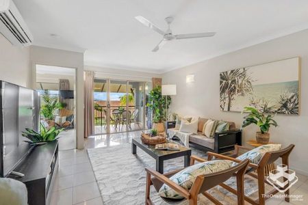 Stylish 1-Bedroom Furnished Apartment in Cairns One â Resort Living - Photo 4