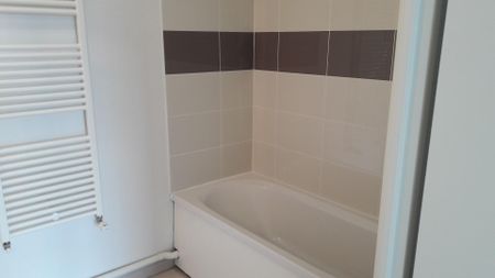 location Appartement T4 DE 90.5m² À BORDEAUX - Photo 4