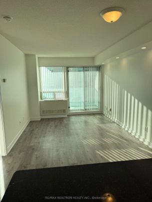 35 Bales Avenue #1502 - Photo 1