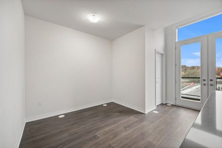 For Lease - 21 Harold Wilson Lane Unit# 1, Richmond Hill, Ontario - Photo 2
