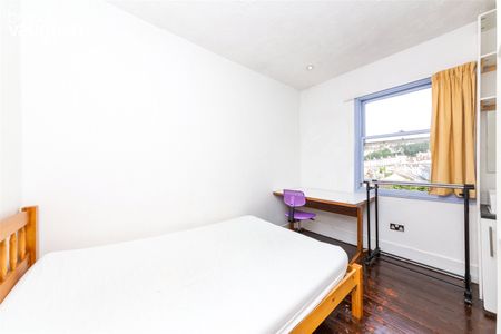 5 bedroom terraced house to rent - Photo 4