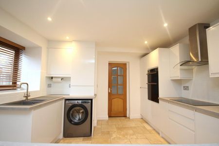 2 bedroom barn conversion to rent - Photo 3