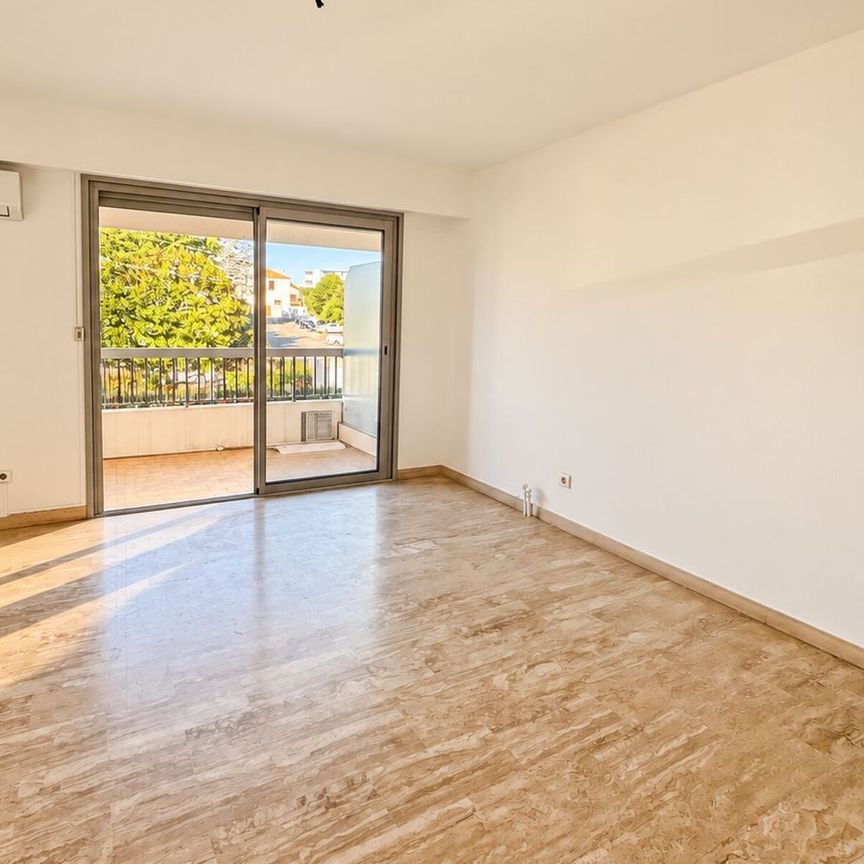 Appartement à louer 1 pièce • Antibes - Photo 1