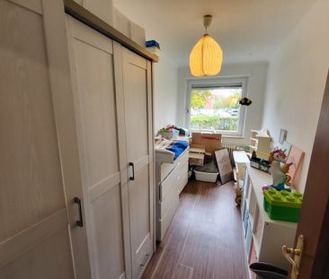 Sackgassenlage: 2,5-Zi.-Wohnung mit Terrasse und Stellplatz in Lübe... - Photo 4