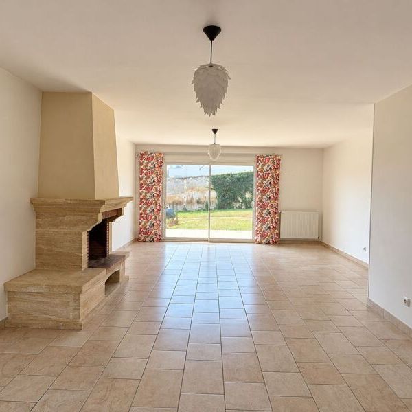 Maison à louer 6 pièces • 167 m 2 Aigremont - Photo 1