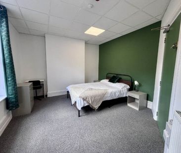 Aberdeen Walk (Room 2), Armley, Leeds - Photo 1