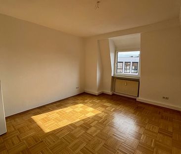 HD-Kirchheim – Lichtdurchflutete 4 Zimmer Maisonettewohnung mit Einbauküche - Photo 5