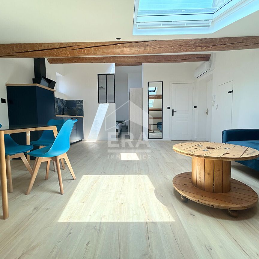 A LOUER 84240 LA TOUR D'AIGUES CENTRE VILLE APPARTEMENT MEUBLE TYPE 2 PIECES AVEC CAVE - Photo 1