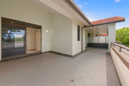 541/2C Munderah Street, Wahroonga - Photo 2