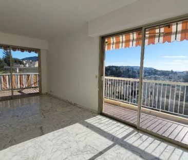 Vaste 2 pièces Terrasse stationnement vue mer - Photo 4