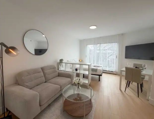 Fleury | 2145 Rue Fleury Est, Montreal - Photo 1