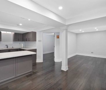 For Lease - 33 Retreat Boulevard, Vaughan, Ontario - Photo 2