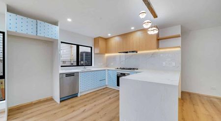 Good Quality and Big, 4 Bedroom - Brand New Home - Photo 5