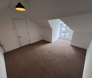 Frogmore Avenue, Sketty, Swansea SA2 9DJ - Photo 1