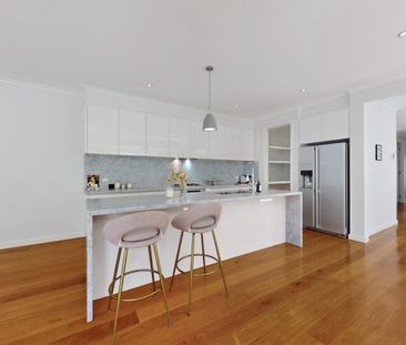 3-Bedroom Home in the Heart of Essendon - Photo 3