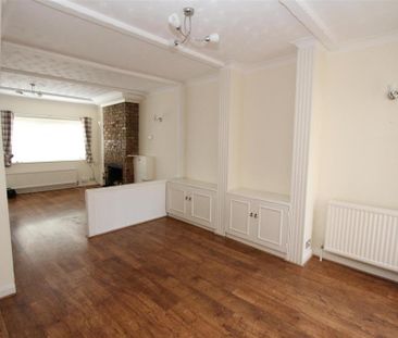 3 bedroom terraced house to rent - Photo 6