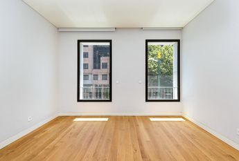 2 Bedroom Apartment with a view, Largo do Rato, Lisboa