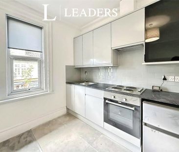 1 bedroom flat to rent - Photo 6