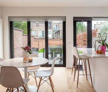 Luxueus éénslaapkamer appartement met grote tuin - Photo 2