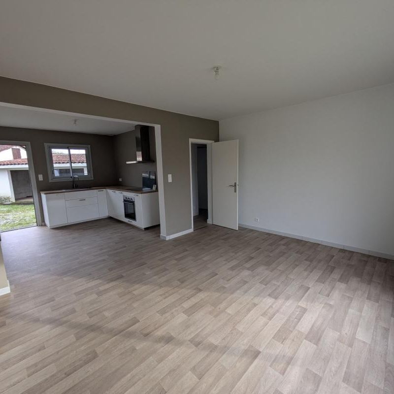Location Maison 4 pièces 70m² MONT DE MARSAN 40000 - Photo 1