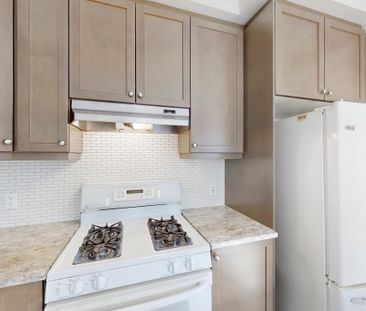 For Lease - 174 Lemieux Court, Milton, Ontario - Photo 4