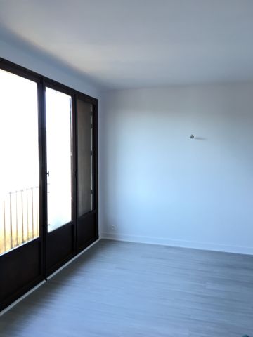 Location Appartement 1 pièce 23m² ORSAY 91400 - Photo 4