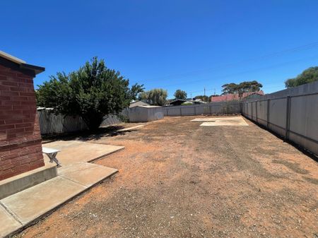 54 Mitchell Street, Whyalla Stuart - Photo 3