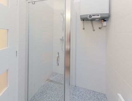 Apartment for rent, 2+kk - 1 bedroom, 50m - Photo 3