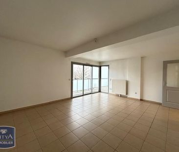 Location Appartement 4 pièces 102m² ST DIZIER 52100 - Photo 2