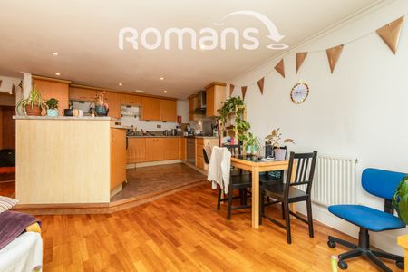 2 bedroom apartment to rent - Photo 4