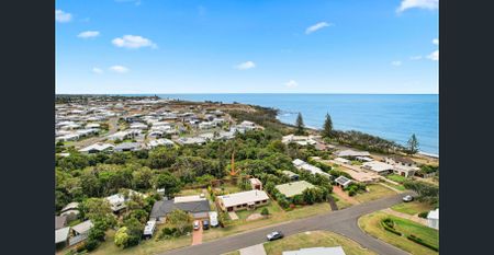 Beachside Beauty – Just Metres from Innes Park Beach! - Photo 2