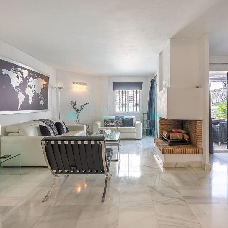 Town House for rent in Nueva Andalucia - Photo 1