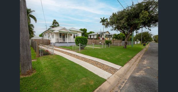 IMMACULATE COTTAGE: BE QUICK TO APPLY! - Photo 1