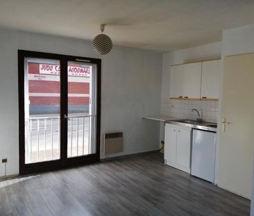 Location Appartement 1 pièce 24m² ST OMER 62500 - Photo 1