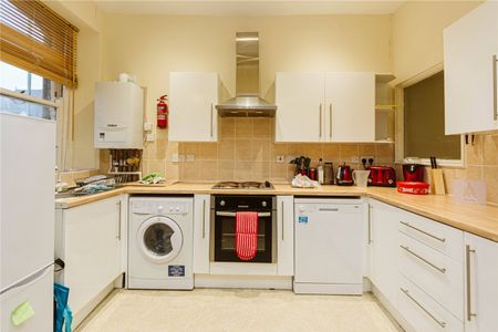 Clifton Park Road, - Photo 4