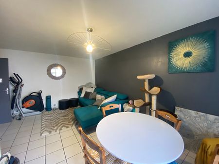 Location Appartement 2 pièces 46m² - Photo 2