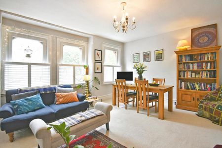 1 bedroom flat to rent - Photo 2