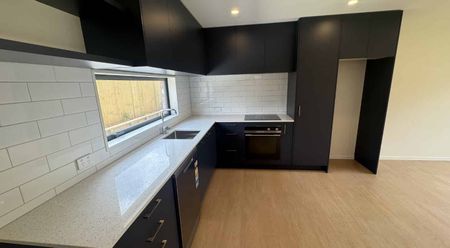 Architectural Style with Urban Convenience - Photo 3