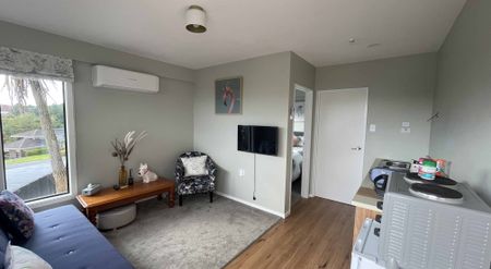 Self Contained One Bedroom Unit - Photo 2