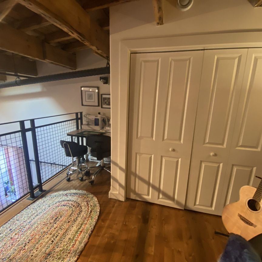 82 King Suite 403 - Photo 1