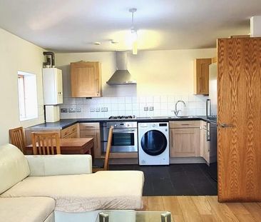 2 bedroom flat to rent - Photo 6