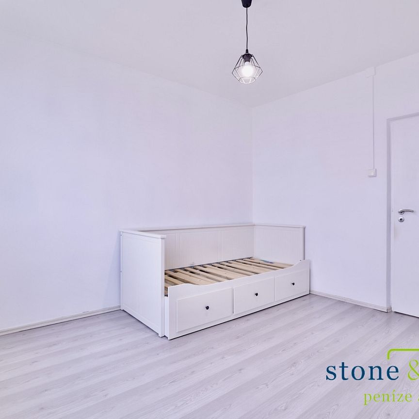 Pronájem bytu 3+1 72 m² - Photo 1