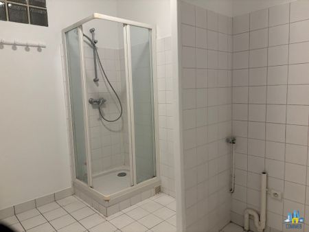 Location Appartement 2 pièces 51m² COURBEVOIE 92400 - Photo 5