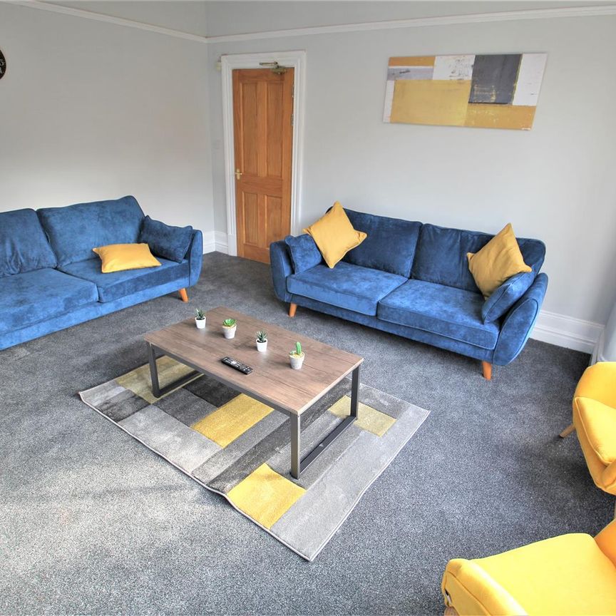 8 bedroom apartment to rent - Photo 1