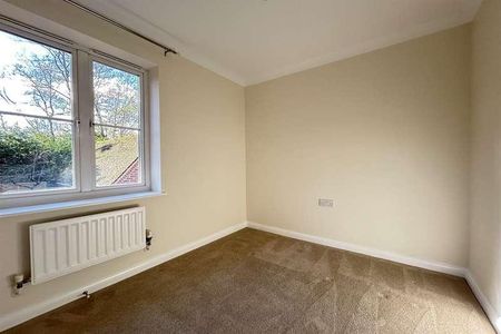 Sherfield Park, Basingstoke, RG27 - Photo 5